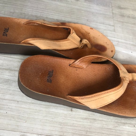 Teva tan women's thong flip flop leather sandals size 9 - Picture 2 of 4